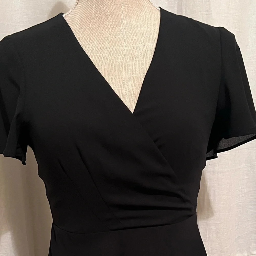 Express size 0 woman’s little black dress - Picture 4 of 4